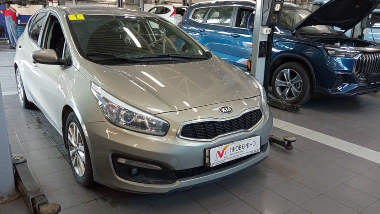 KIA Ceed 2016 года, 117 541 км - вид 2