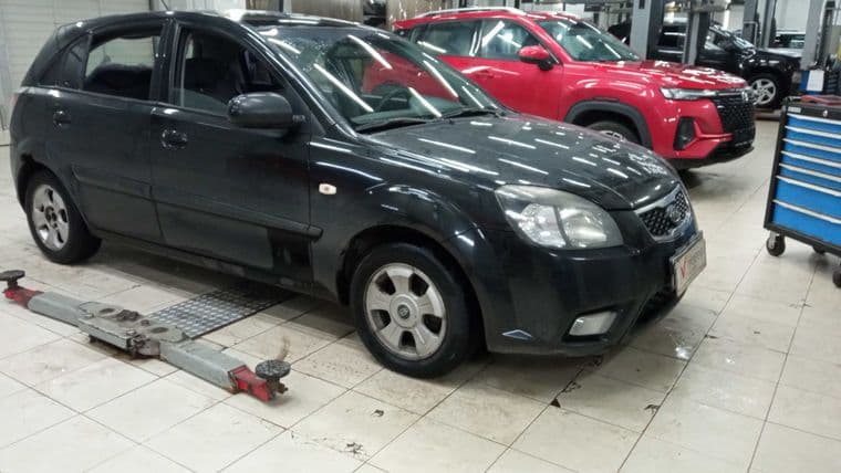 KIA Rio 2010 года, 256 406 км | VIN 00215 - вид 1