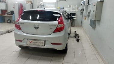 Hyundai Solaris 2014 года, 162 343 км - вид 2
