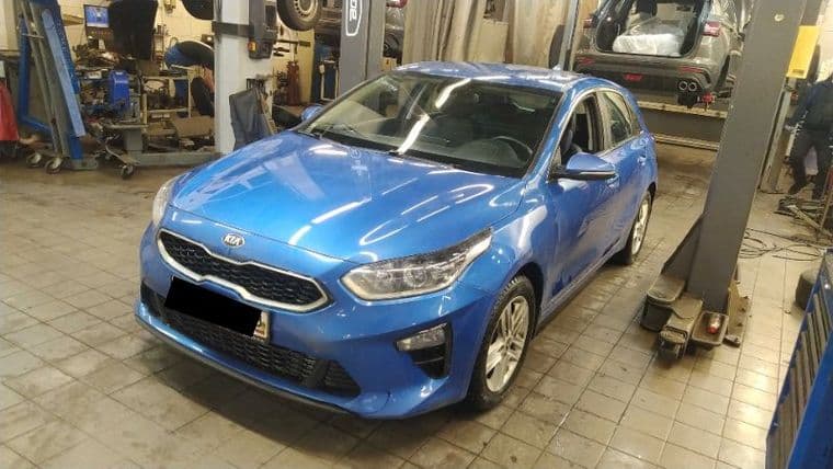 KIA Ceed 2019 года, 70 888 км - вид 1