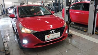 Hyundai Solaris 2020 года, 90 001 км - вид 2