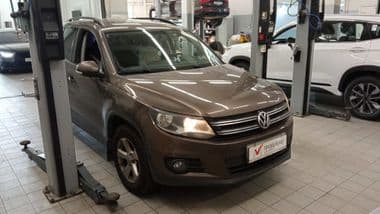 Volkswagen Tiguan 2014 года, 147 962 км - вид 2