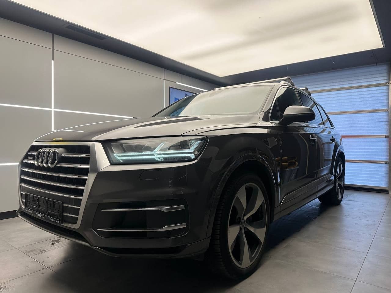 Audi Q7 2018 года, 130 115 км - вид 1