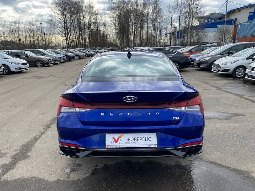 Hyundai Elantra, 2021 - вид 4