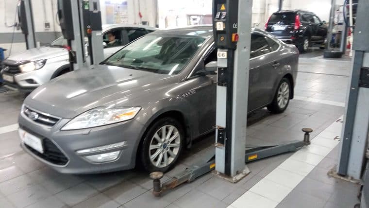Ford Mondeo 2012 года, 242 643 км - вид 2 Ford Mondeo 2012 года, 242 643 км - вид 2