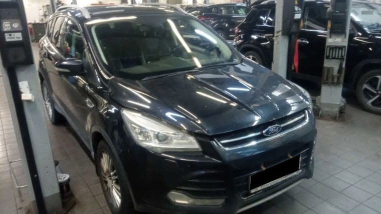 Ford Kuga 2015 года, 161 082 км - вид 2 Ford Kuga 2015 года, 161 082 км - вид 2