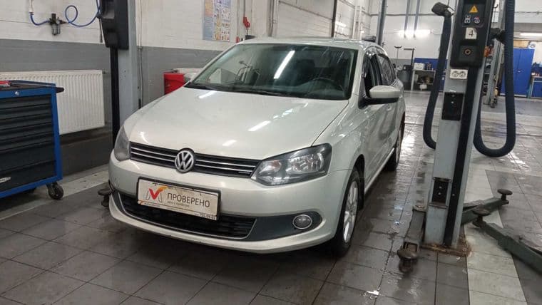 Volkswagen Polo 2013 года, 207 000 км - вид 1 Volkswagen Polo 2013 года, 207 000 км - вид 1