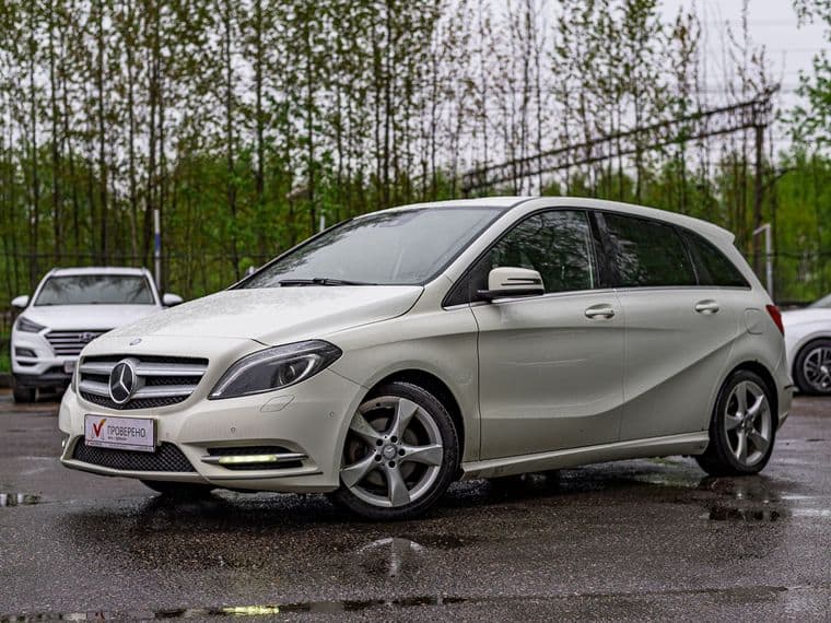 Mercedes-Benz B-класс 2014 года, 209 238 км - вид 1 Mercedes-Benz B-класс 2014 года, 209 238 км - вид 1