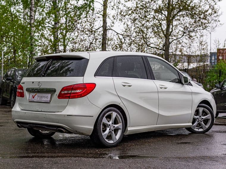 Mercedes-Benz B-класс 2014 года, 209 238 км - вид 2 Mercedes-Benz B-класс 2014 года, 209 238 км - вид 2