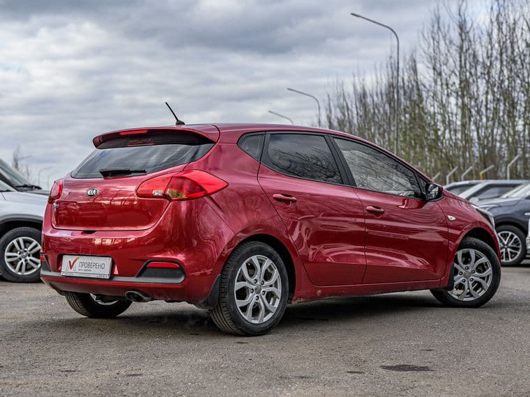 KIA Ceed 2013 года, 235 158 км - вид 2 KIA Ceed 2013 года, 235 158 км - вид 2