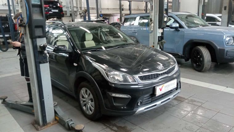 KIA Rio X-Line 2019 года, 129 485 км - вид 2 KIA Rio X-Line 2019 года, 129 485 км - вид 2