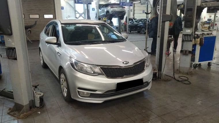 KIA Rio 2015 года, 129 865 км - вид 2 KIA Rio 2015 года, 129 865 км - вид 2