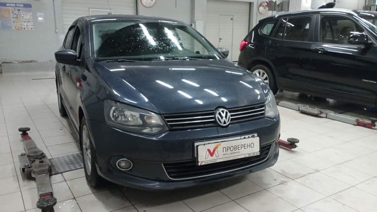 Volkswagen Polo 2011 года, 205 288 км - вид 2 Volkswagen Polo 2011 года, 205 288 км - вид 2