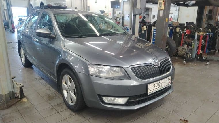 Skoda Octavia 2015 года, 92 488 км - вид 2 Skoda Octavia 2015 года, 92 488 км - вид 2