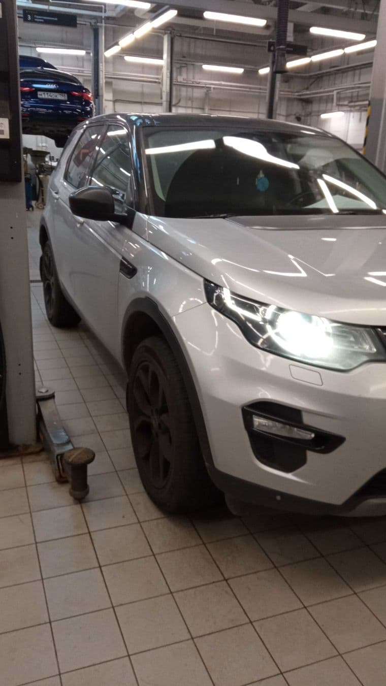 Land Rover Discovery Sport 2016 года, 242 365 км | VIN 38230 - вид 1 Land Rover Discovery Sport 2016 года, 242 365 км | VIN 38230 - вид 1