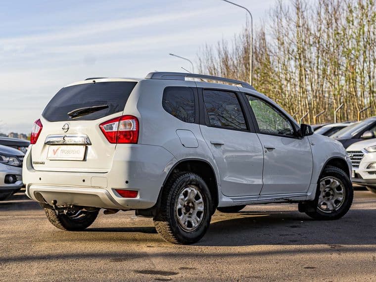 Nissan Terrano 2015 года, 125 993 км - вид 2 Nissan Terrano 2015 года, 125 993 км - вид 2