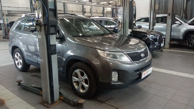 KIA Sorento 2012 года, 227 890 км - вид 2 KIA Sorento 2012 года, 227 890 км - вид 2