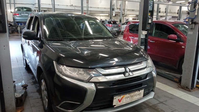 Mitsubishi Outlander 2015 года, 250 743 км - вид 2 Mitsubishi Outlander 2015 года, 250 743 км - вид 2