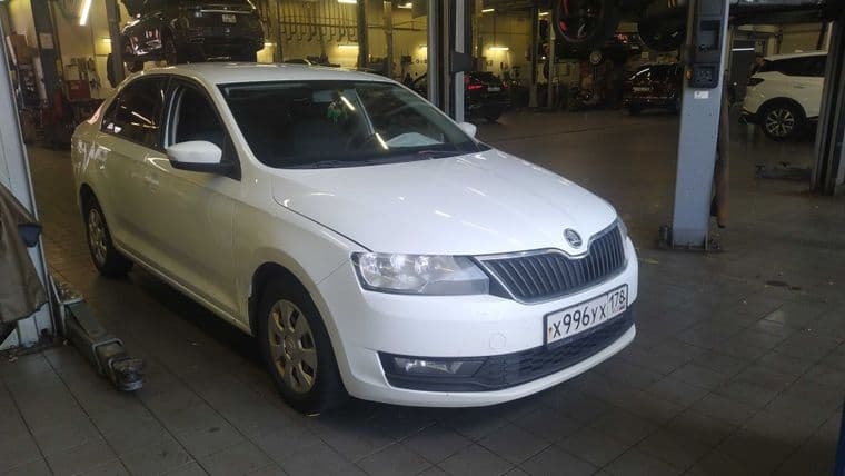 Skoda Rapid 2018 года, 250 200 км - вид 2 Skoda Rapid 2018 года, 250 200 км - вид 2