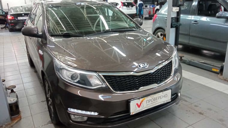 KIA Rio 2016 года, 70 000 км - вид 2 KIA Rio 2016 года, 70 000 км - вид 2