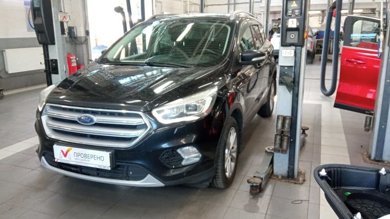 Ford Kuga 2017 года, 229 422 км - вид 1 Ford Kuga 2017 года, 229 422 км - вид 1