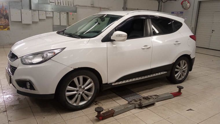 Hyundai ix35 2011 года, 237 043 км - вид 1 Hyundai ix35 2011 года, 237 043 км - вид 1