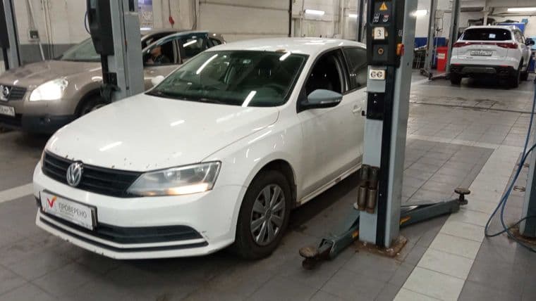 Volkswagen Jetta 2015 года, 356 090 км | VIN 04137 - вид 1 Volkswagen Jetta 2015 года, 356 090 км | VIN 04137 - вид 1