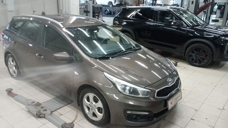 KIA Ceed 2017 года, 199 870 км - вид 2 KIA Ceed 2017 года, 199 870 км - вид 2
