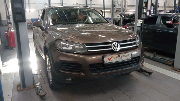Volkswagen Touareg 2012 года, 243 037 км | VIN 03837 - вид 2 Volkswagen Touareg 2012 года, 243 037 км | VIN 03837 - вид 2
