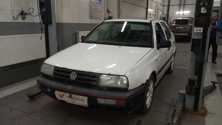 Volkswagen Vento 1992 года, 80 266 км | VIN 19005 - вид 1 Volkswagen Vento 1992 года, 80 266 км | VIN 19005 - вид 1