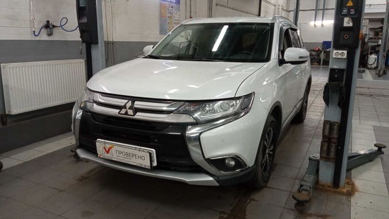 Mitsubishi Outlander 2015 года, 164 058 км | VIN 12191 - вид 1 Mitsubishi Outlander 2015 года, 164 058 км | VIN 12191 - вид 1
