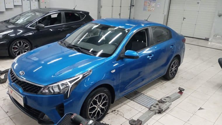 KIA Rio 2020 года, 98 351 км - вид 2 KIA Rio 2020 года, 98 351 км - вид 2