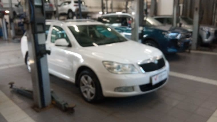 Skoda Octavia 2012 года, 226 645 км - вид 2 Skoda Octavia 2012 года, 226 645 км - вид 2