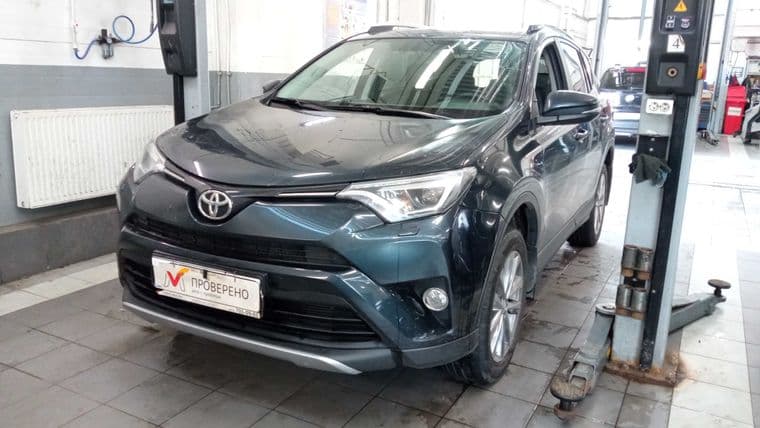 Toyota RAV4 2017 года, 72 574 км - вид 1 Toyota RAV4 2017 года, 72 574 км - вид 1