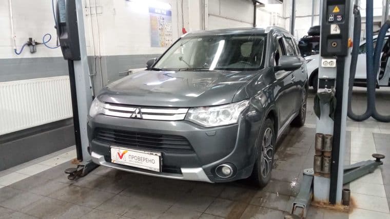 Mitsubishi Outlander 2014 года, 166 390 км | VIN 16098 - вид 1 Mitsubishi Outlander 2014 года, 166 390 км | VIN 16098 - вид 1