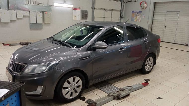 KIA Rio 2013 года, 118 716 км | VIN 18072 - вид 2 KIA Rio 2013 года, 118 716 км | VIN 18072 - вид 2