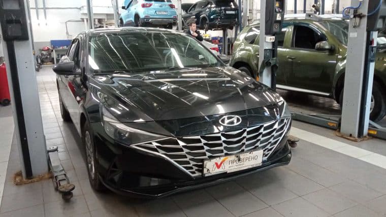 Hyundai Elantra 2021 года, 174 498 км | VIN 01540 - вид 2 Hyundai Elantra 2021 года, 174 498 км | VIN 01540 - вид 2