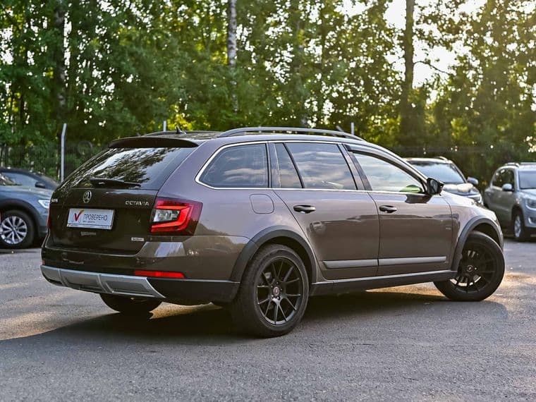 Skoda Octavia 2017 года, 191 197 км - вид 2 Skoda Octavia 2017 года, 191 197 км - вид 2