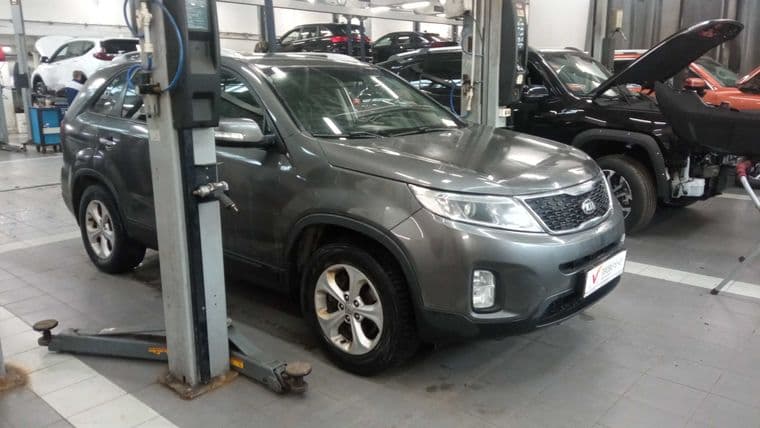 KIA Sorento 2012 года, 180 158 км - вид 2 KIA Sorento 2012 года, 180 158 км - вид 2