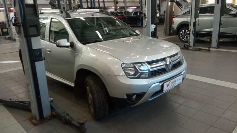 Renault Duster 2017 года, 114 054 км | VIN 97598 - вид 2 Renault Duster 2017 года, 114 054 км | VIN 97598 - вид 2