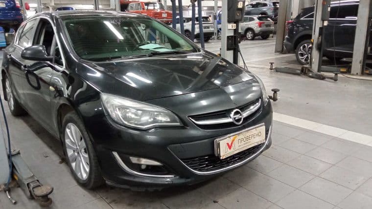 Opel Astra 2012 года, 267 887 км - вид 2 Opel Astra 2012 года, 267 887 км - вид 2