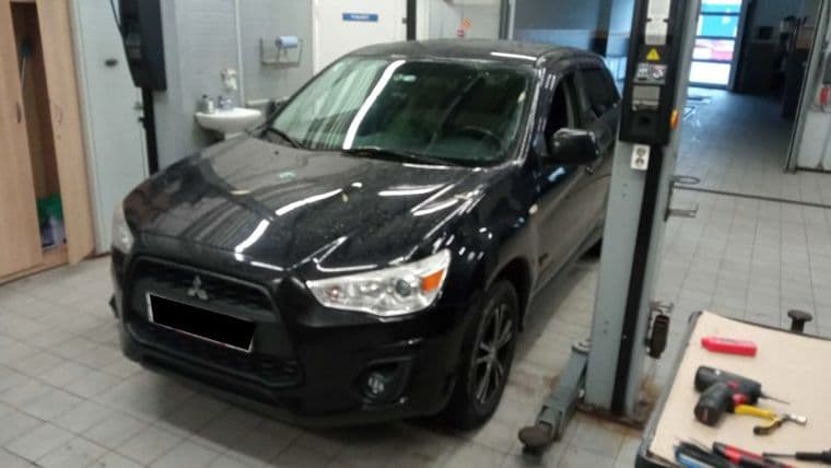 Mitsubishi ASX 2014 года, 190 000 км - вид 1 Mitsubishi ASX 2014 года, 190 000 км - вид 1