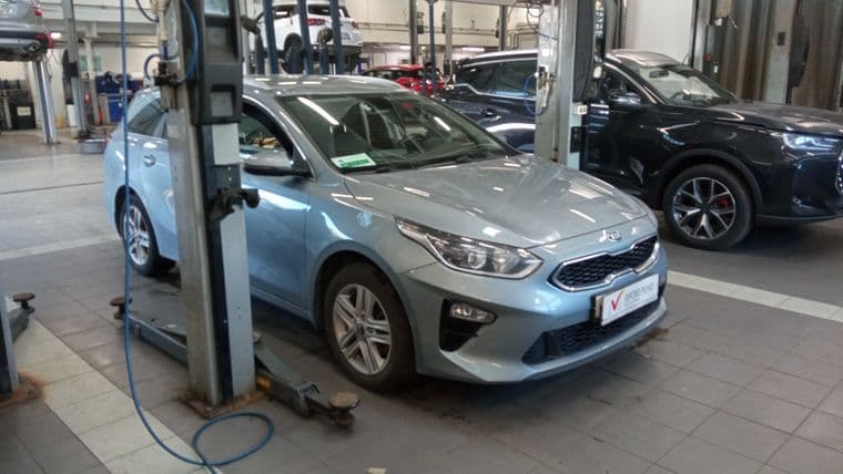 KIA Ceed 2021 года, 145 444 км - вид 2 KIA Ceed 2021 года, 145 444 км - вид 2