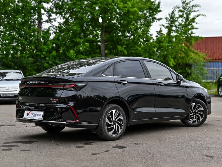 BAIC U5 Plus 2024 года, 8 342 км - вид 2 BAIC U5 Plus 2024 года, 8 342 км - вид 2