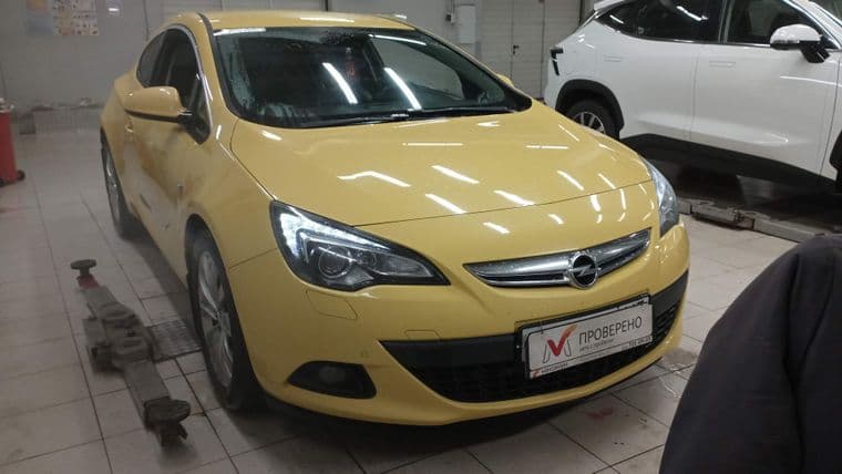 Opel Astra GTC 2012 года, 239 122 км | VIN 10653 - вид 1 Opel Astra GTC 2012 года, 239 122 км | VIN 10653 - вид 1