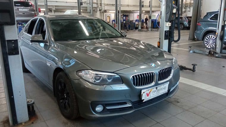BMW 5 серия 2014 года, 269 231 км - вид 2 BMW 5 серия 2014 года, 269 231 км - вид 2