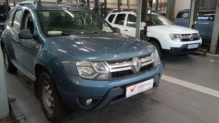 Renault Duster 2017 года, 131 204 км - вид 2 Renault Duster 2017 года, 131 204 км - вид 2
