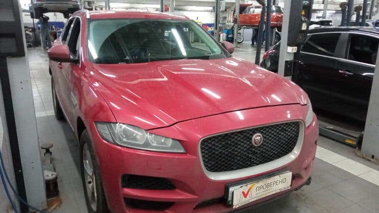 Jaguar F-Pace 2018 года, 186 363 км - вид 2 Jaguar F-Pace 2018 года, 186 363 км - вид 2