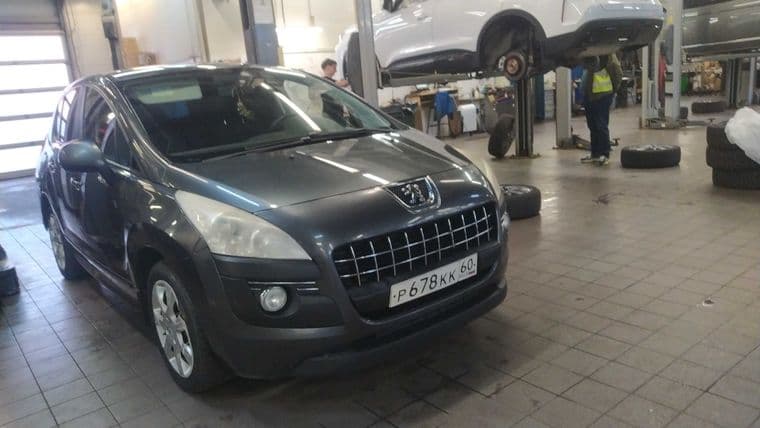 Peugeot 3008 2010 года, 229 723 км - вид 2 Peugeot 3008 2010 года, 229 723 км - вид 2