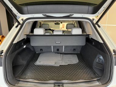 Volkswagen Touareg 2018 года, 101 307 км - вид 7